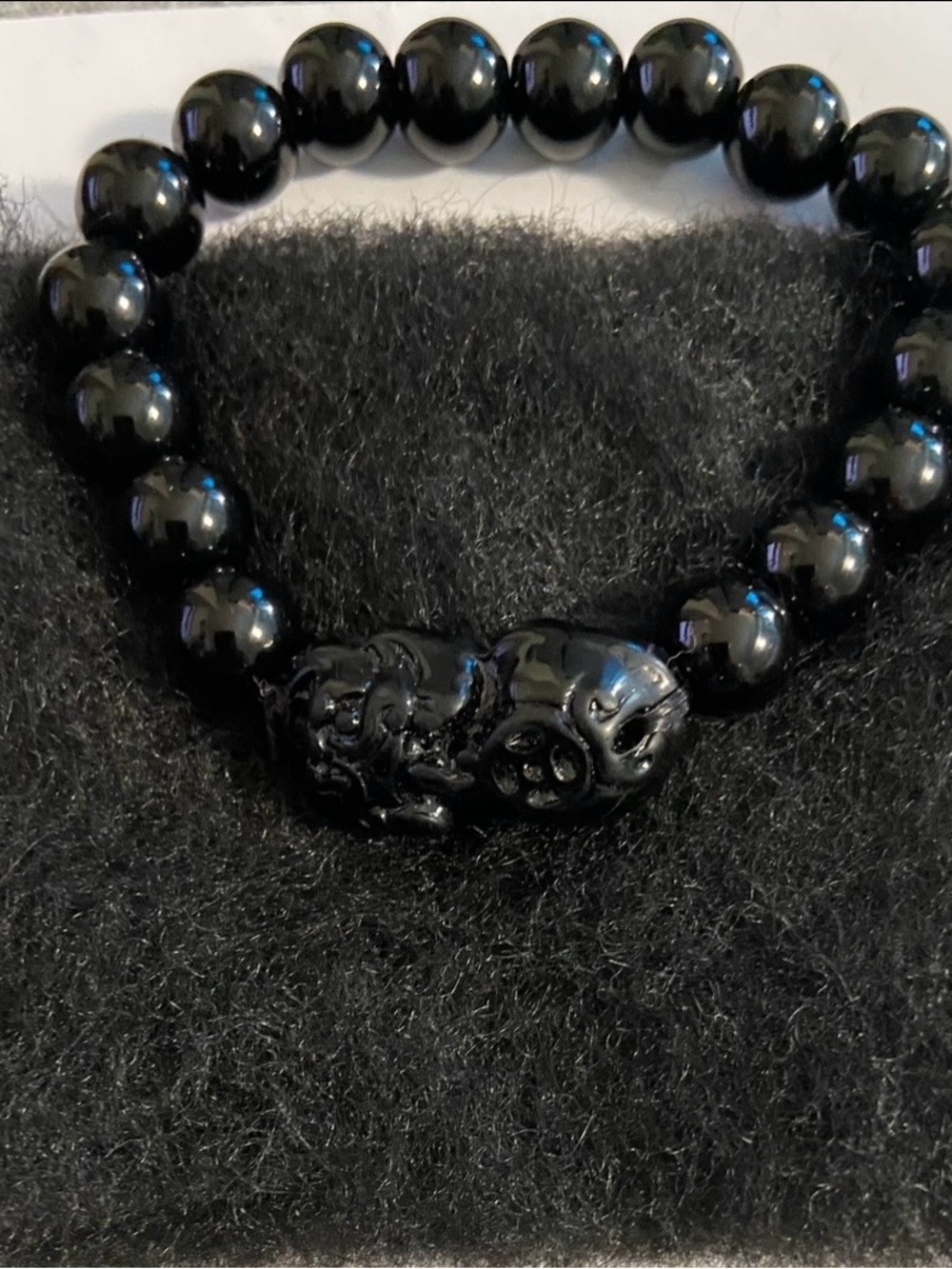 Black Beaded Pixiu Stretch Bracelet